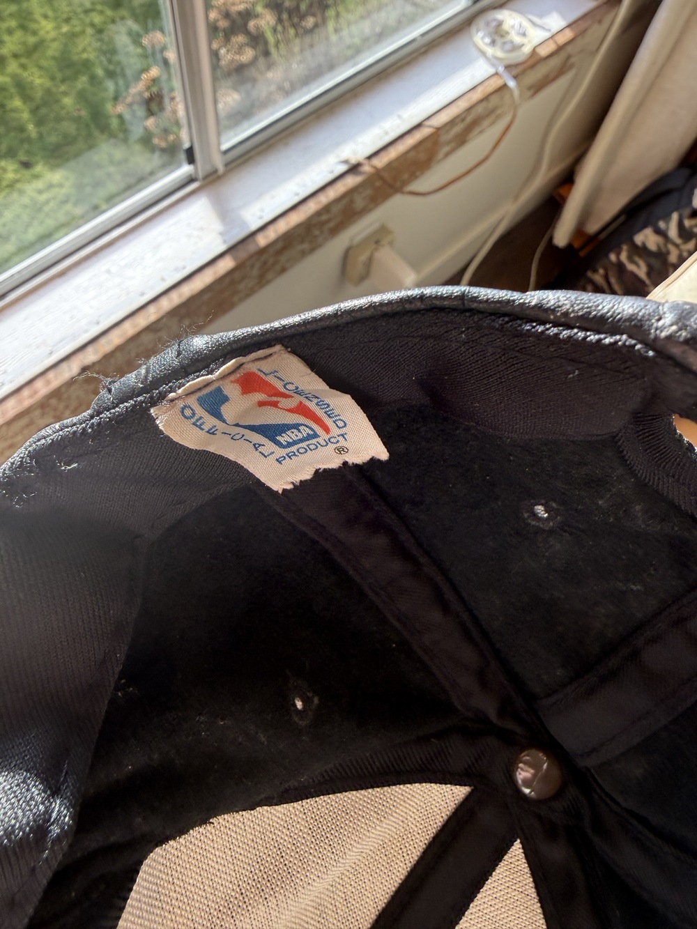 Vintage script Sports Specialties Chicago Bulls Leather Snapback Hat Size One S - Picture 6 of 6